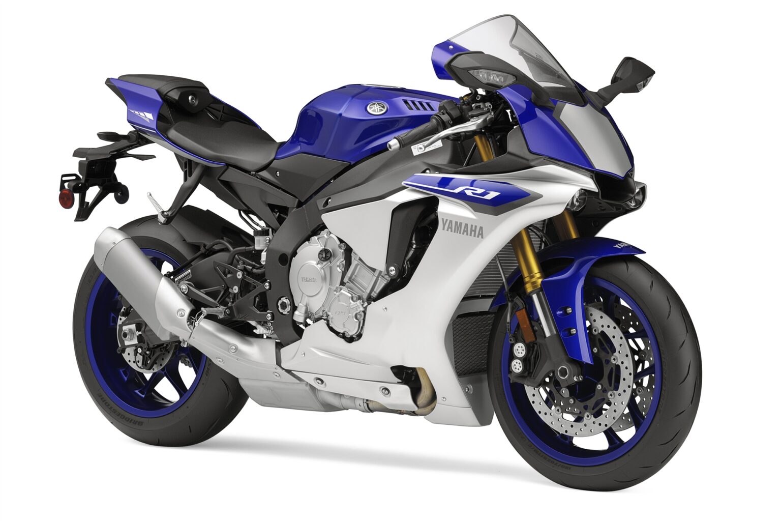 Yamaha YZFR1 Review, Features, Price & Specs 2022 NewCarBike