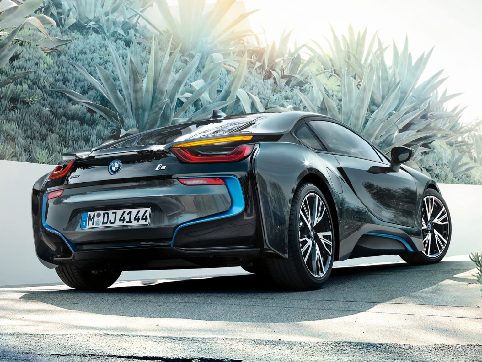 BMW i8 Price In Pakistan 2022 Review, Specs And Interior NewCarBike