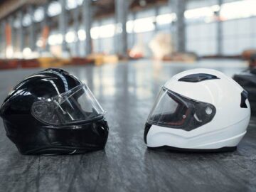 Can Motorcycle Helmets be used for Auto Racing