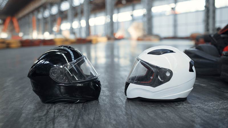 Can Motorcycle Helmets be used for Auto Racing