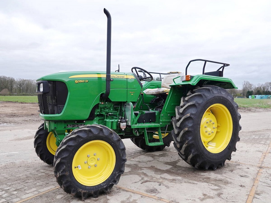 John Deere 5050 D